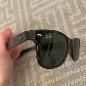 Ray-Ban Wayfarer Tortoise Sunglasses Ray-Ban Sunglasses